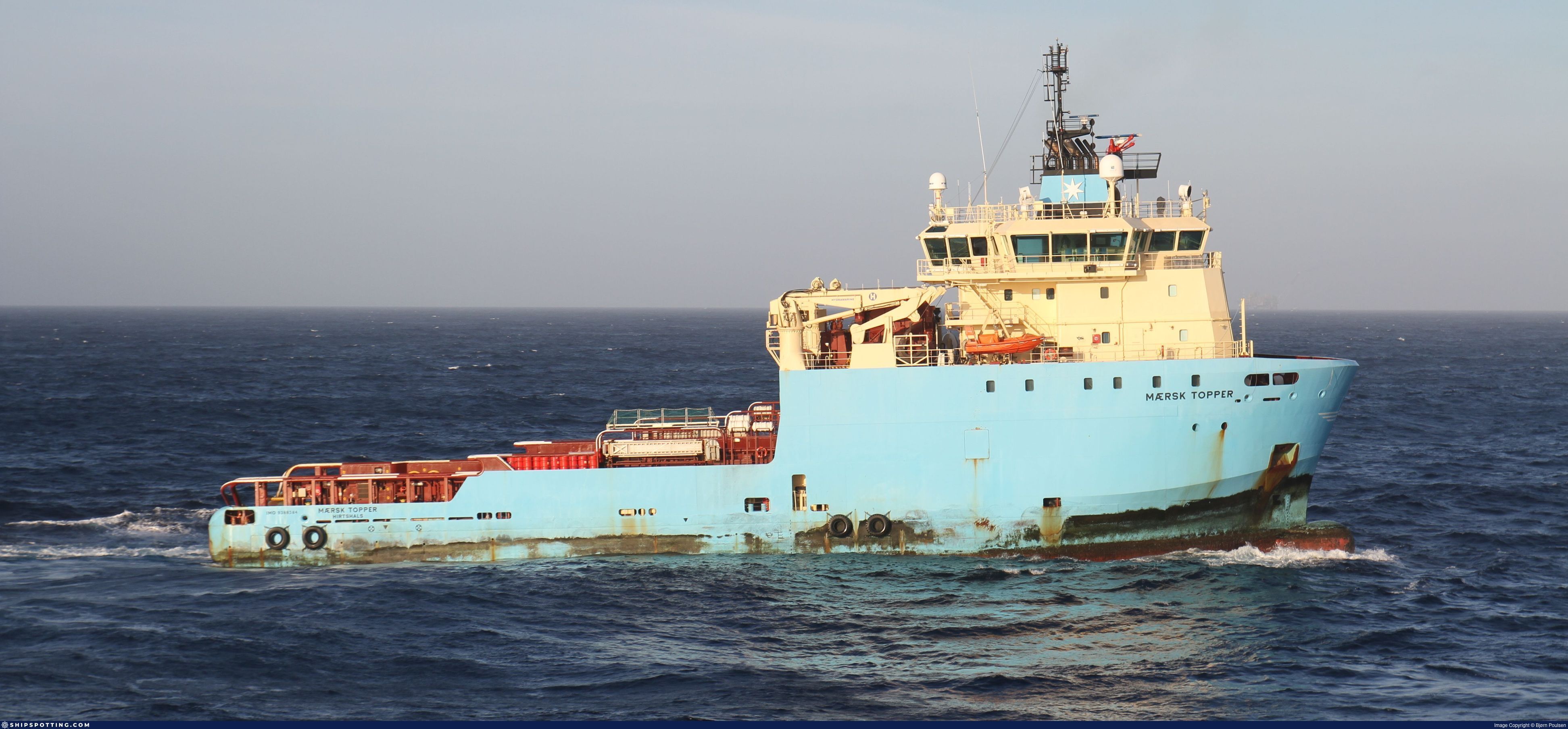MAERSK TOPPER - IMO 9388584 - ShipSpotting.com - Ship Photos, Information,  Videos and Ship Tracker