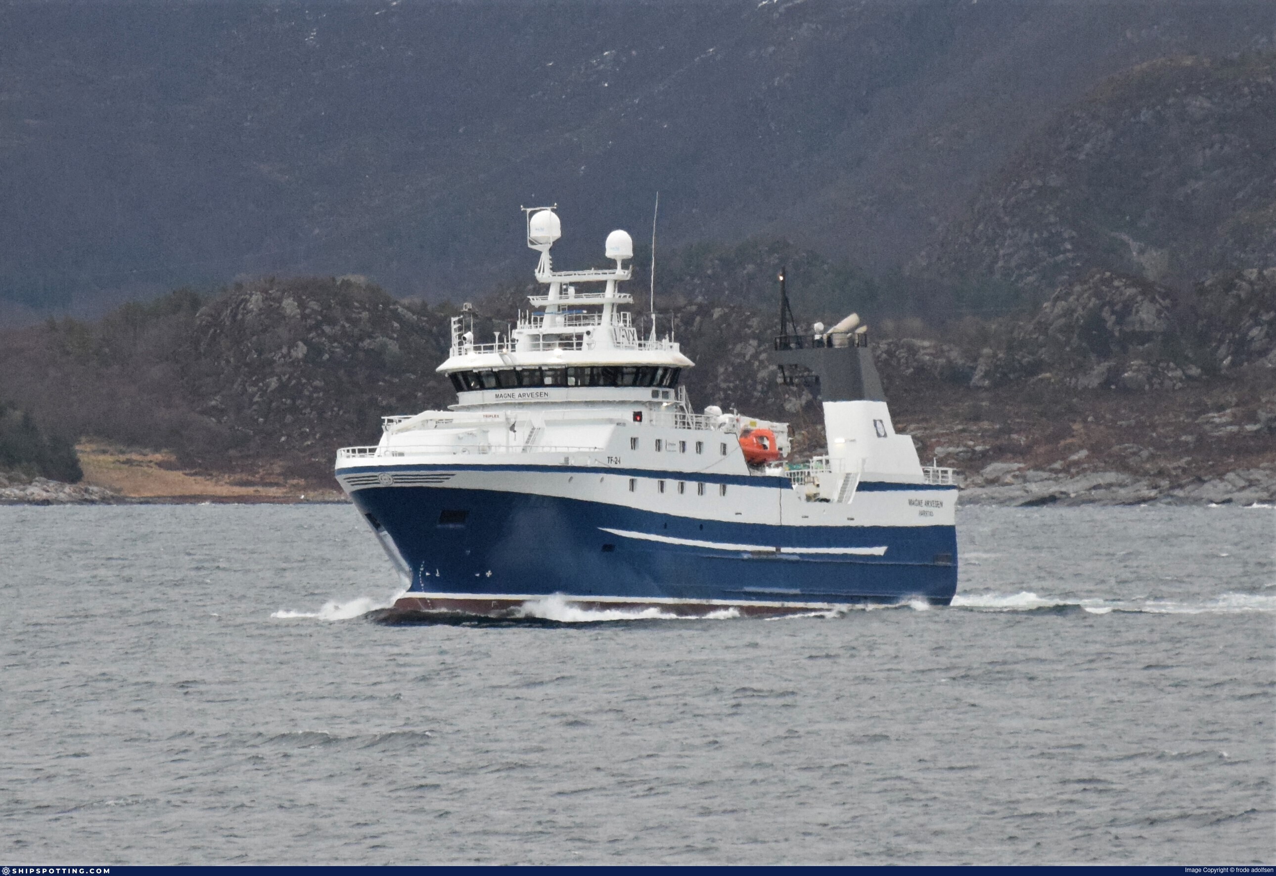 Magne Arvesen - IMO 9876593 - ShipSpotting.com - Ship Photos, Information,  Videos and Ship Tracker