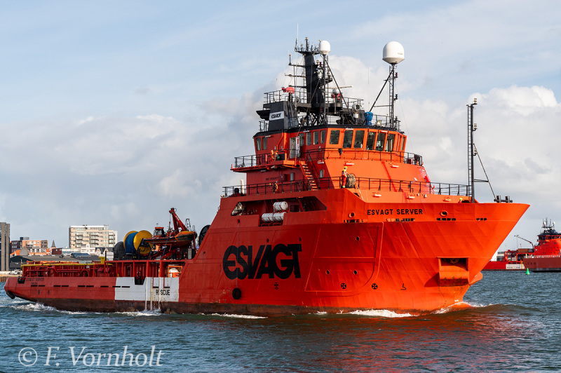 ESVAGT SERVER - IMO 9592977 - ShipSpotting.com - Ship Photos, Information,  Videos and Ship Tracker